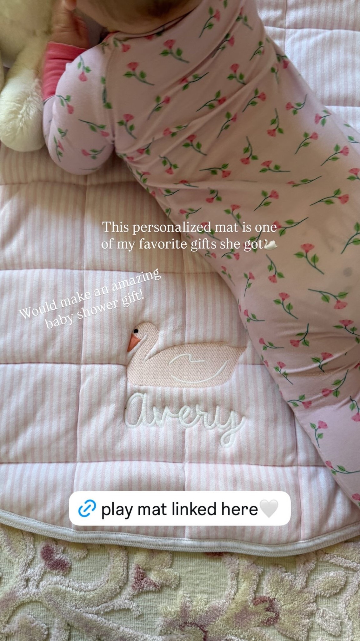 This personalized mat is one of my favorite gifts she got🦢 Would make an amazing baby shower gift!