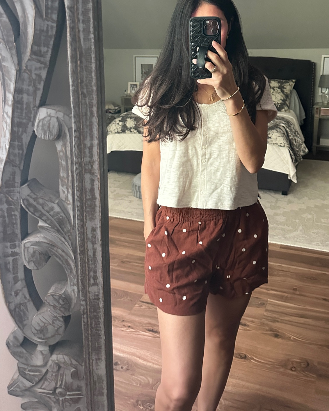 Polka dot 🤎 wearing a size medium in these shorts and size xs in this button-up top.

#LTKootd #LTKTravel #LTKWorkwear