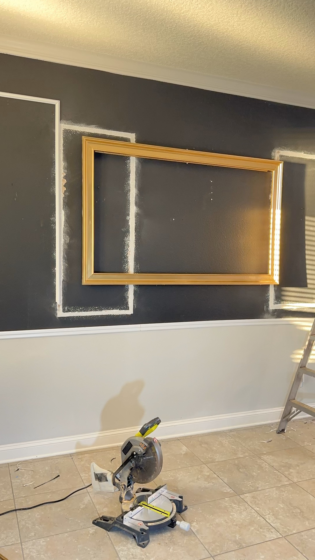 #Moulding #DiY friendly 

#LTKfindsunder50 #LTKhome #LTKU