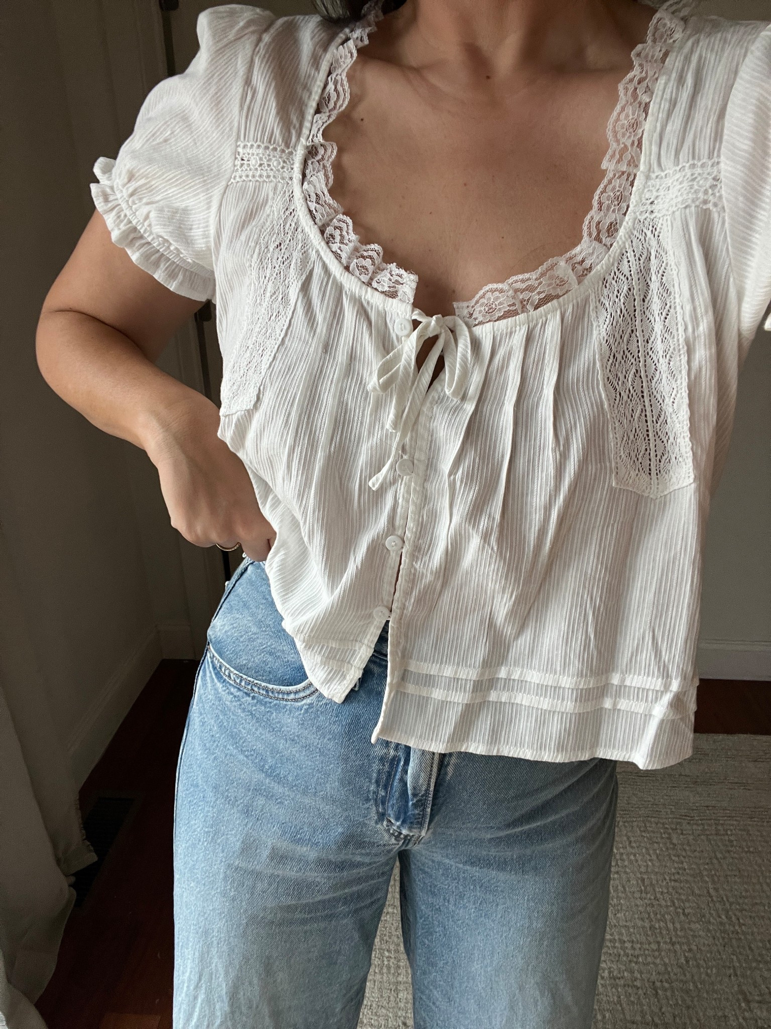 Shirt is on a waitlist now! It’s one of my favs and the price is 🤌🏼

#LTKSpringSale #LTKSaleAlert #LTKootd