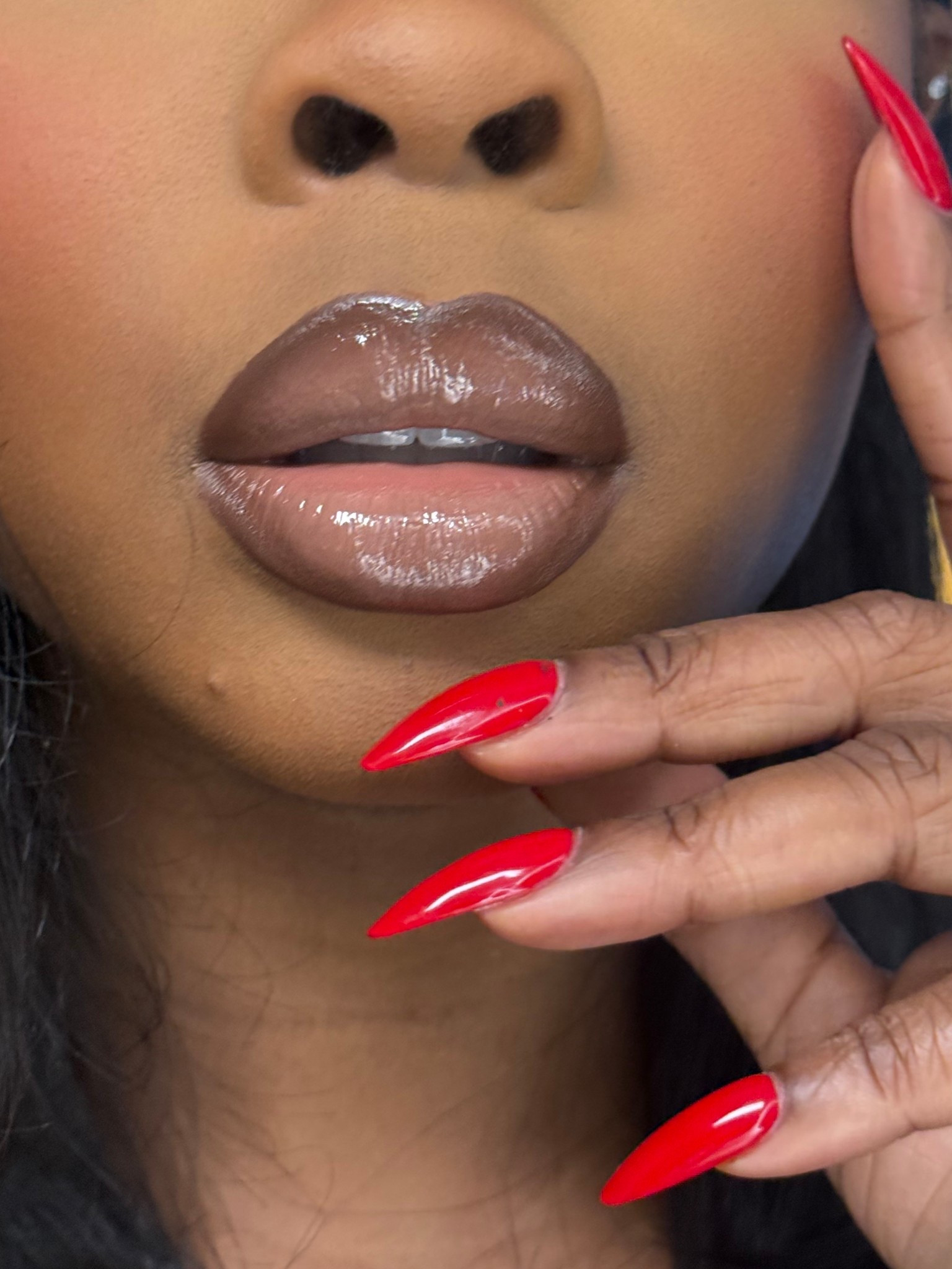 Muted nude lip combo ✨