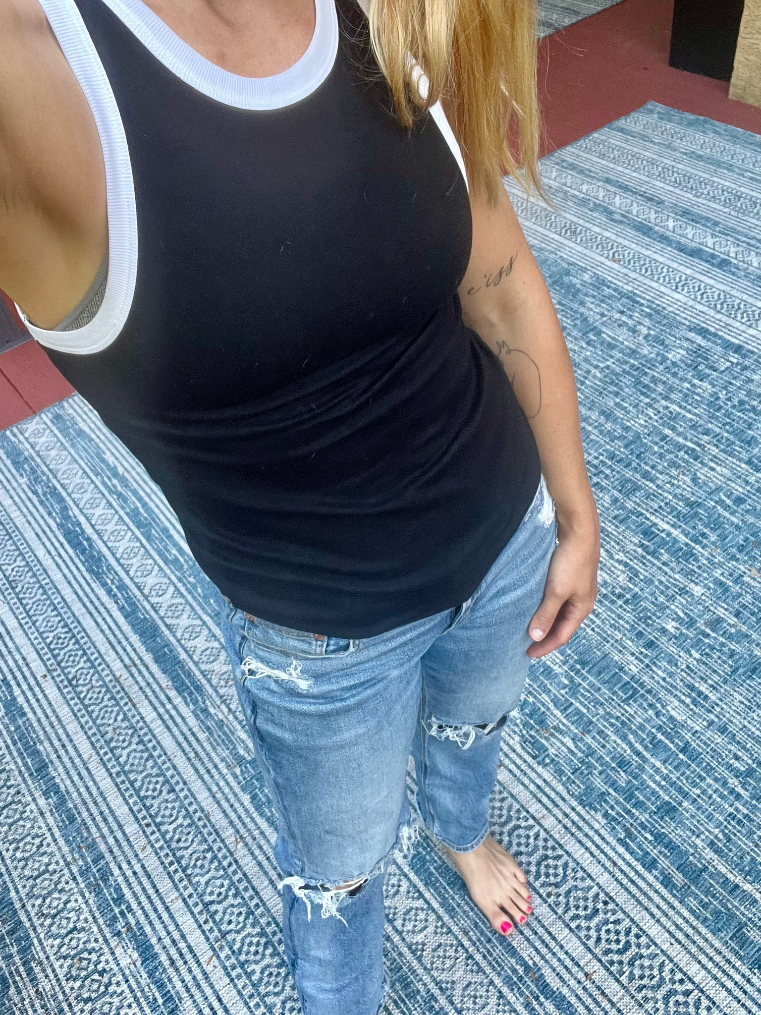 My work from home casual mom 'fit today. As a curvy lady that is bottom fortunate, these jeans are EVERYTHING. I'm a size 8/10, with a ~40" hip  

Summer outfit, ootd, target, American eagle, tank top, mom jeans, high waisted jeans, stretch jeans 



#LTKSeasonal #LTKFindsUnder50 #LTKMidsize