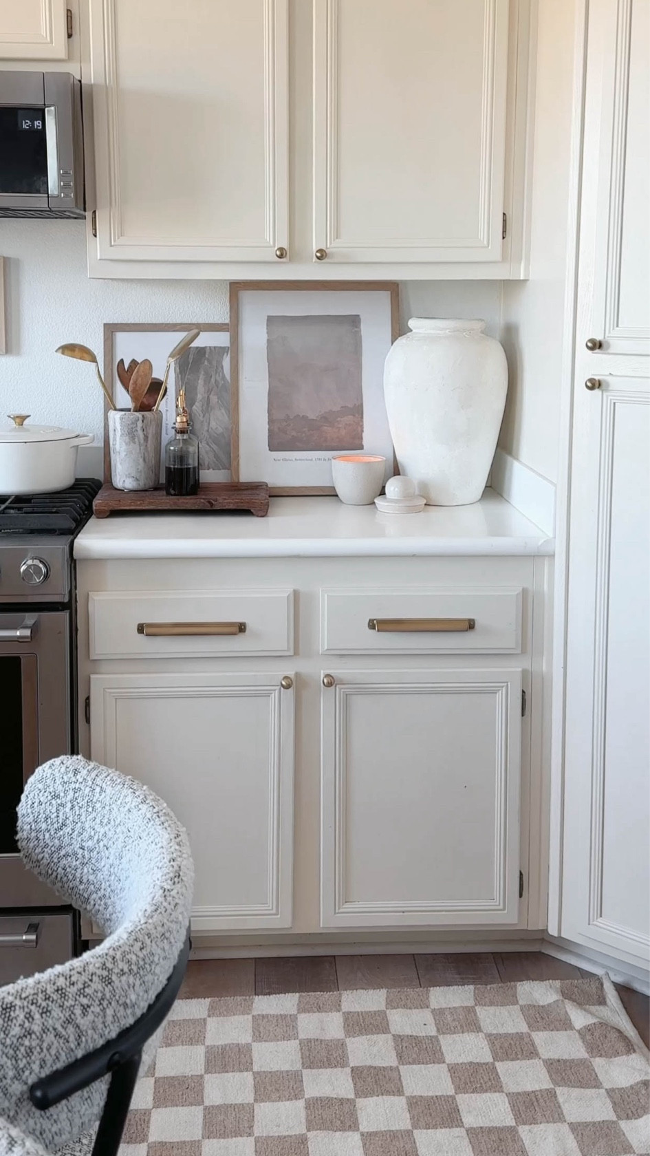 A few of my favorite pieces in my kitchen🤍

*Artwork is from target a few years ago, but I linked similar!

*vase was thrifted 

#LTKsalealert #LTKxTarget #LTKhome