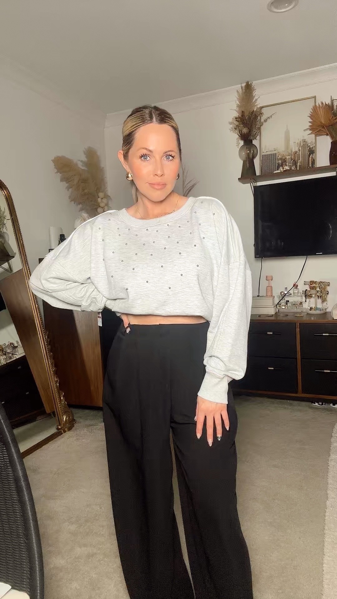 Another easy, stylish fashion look… and it’s from Walmart 😮‍💨

This sweater is so cute and so comfy. Walmart has definitely stepped up their game in fashion. Grab it right here to add more style in these cold months! 

#sweater #walmart #walmartfashion #winterstyle 

#LTKgrwm #LTKootd #LTKFindsUnder50