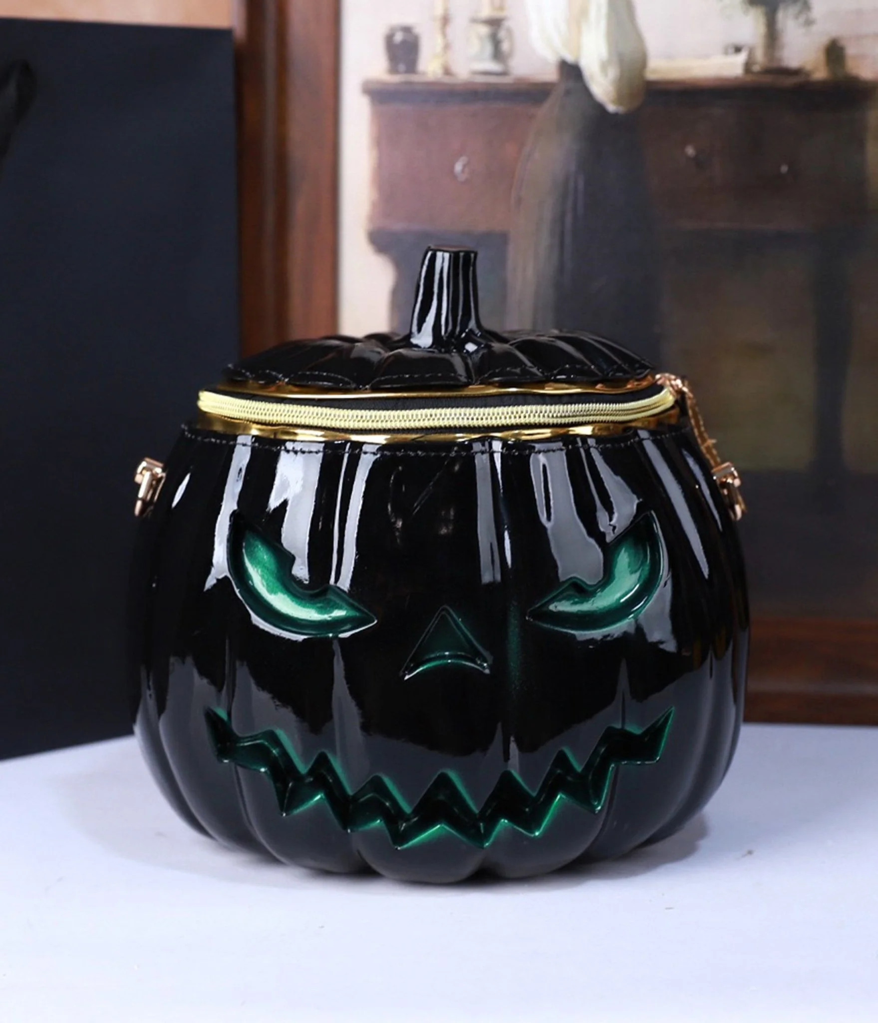 Preorder- Black Leatherette Jack-o-Lantern Handbag | Unique Vintage - North America