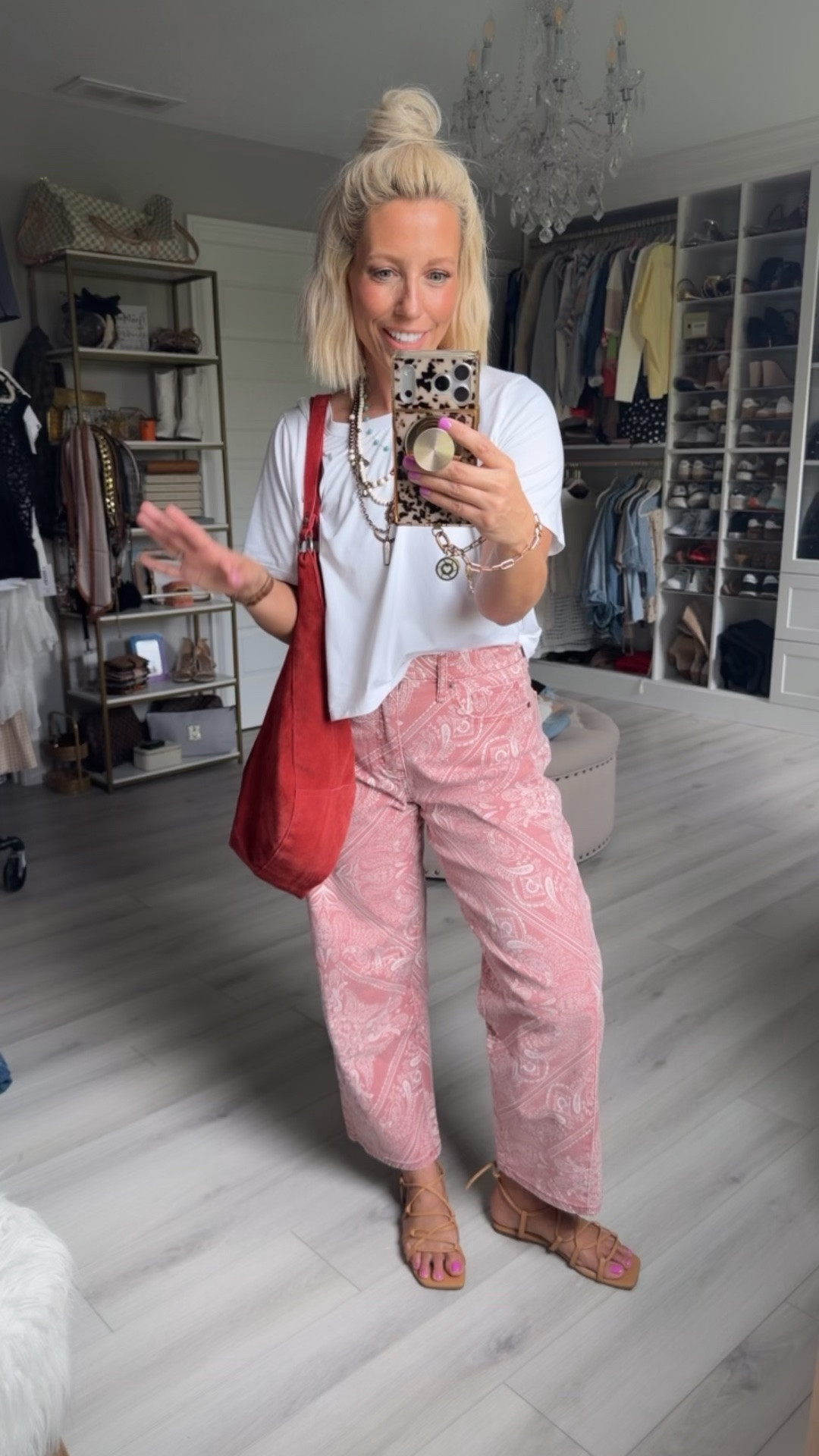 These jeans are sooooo good!!! 
⬇️⬇️⬇️
Jeans size 4 (run roomy and have stretch so could have sized down)
Tee medium 
Sandals TTS

#LTKSaleAlert #LTKmomlife #LTKSeasonal