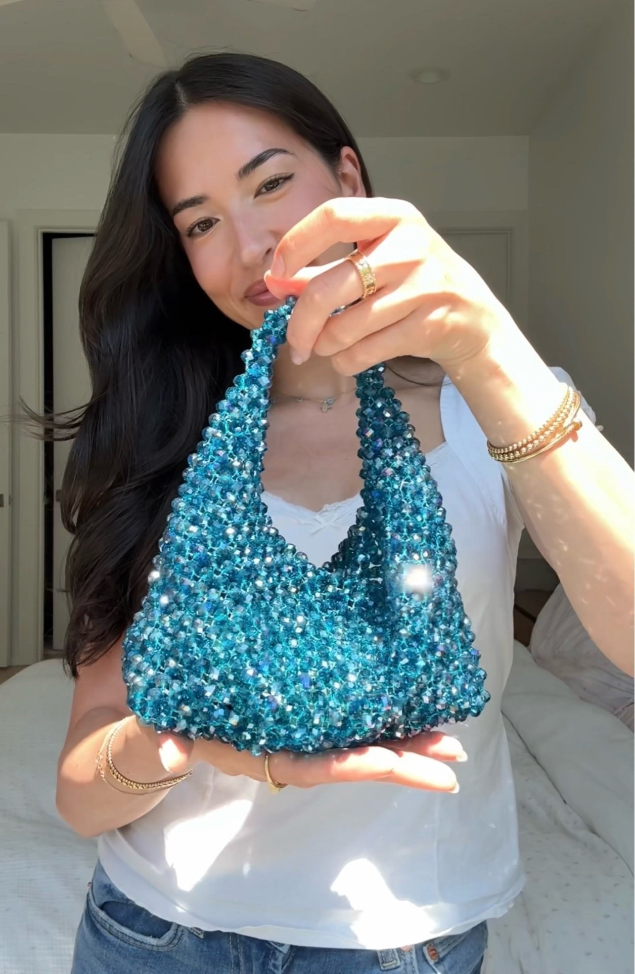beaded purse! ✨✨ for the beads I used the shade peacock blue (size 6*8) and got 25 strands