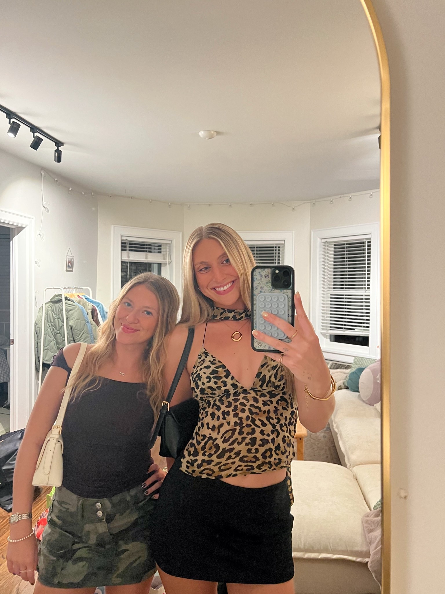 Cheetah print top is my new favorite going out top like why do I wanna wear it every day 😙😙😙

#LTKgrwm #LTKootd #LTKFindsUnder100