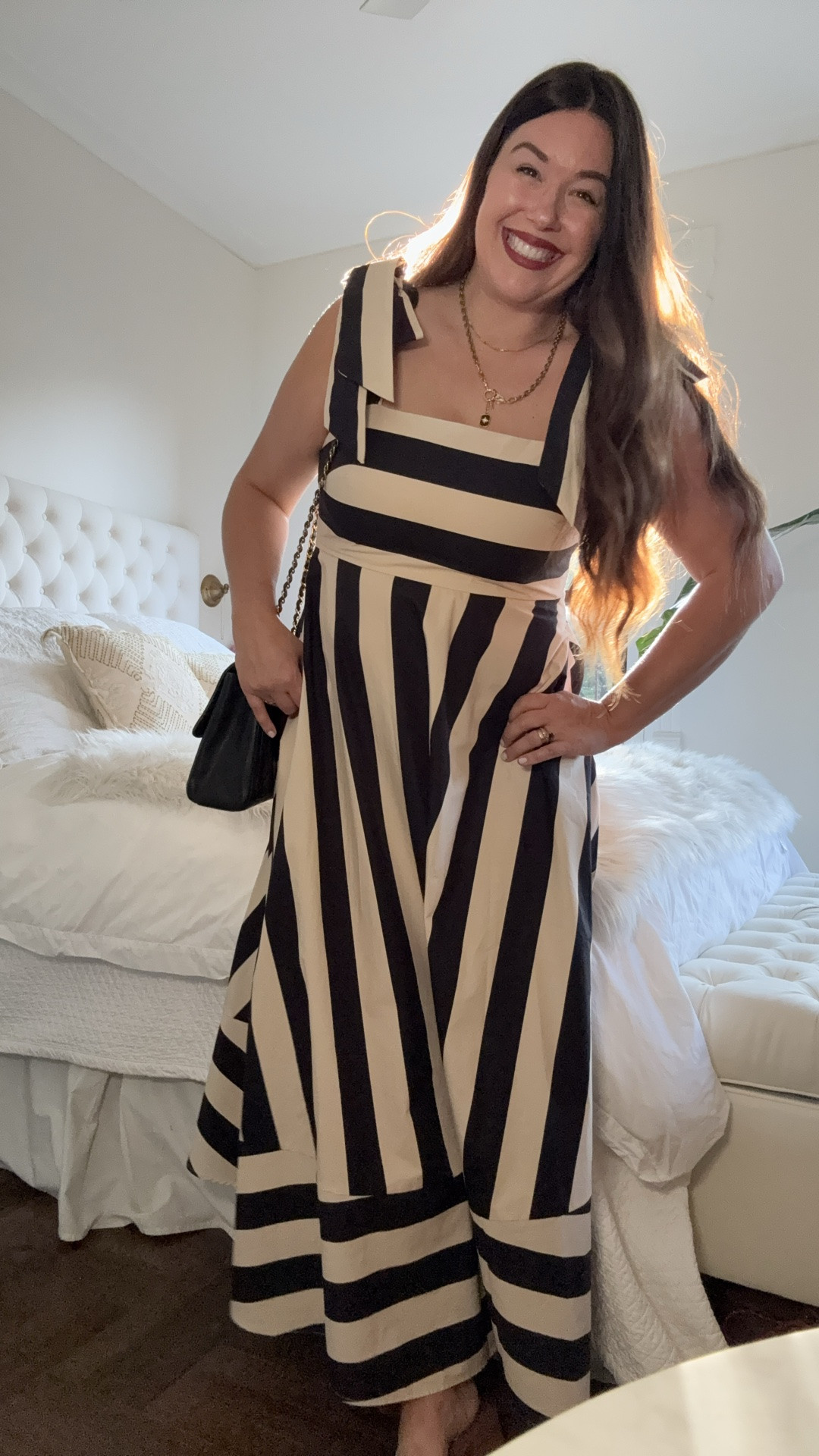 This dress has brought me SO much joy this summer! I have never gotten so many compliments wearing a dress! It’s so fun! I am wearing a large 👍🏼