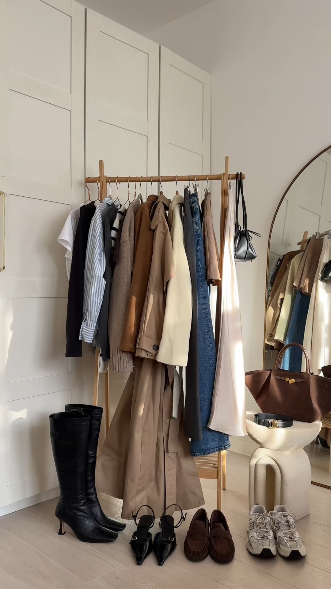 20 piece capsule wardrobe for autumn 🍂 Here are 20 hero pieces that can be mix and matched to create multiple autumn outfits for work, casual and weekend outfits. 

#LTKuk #LTKautumn #LTKstyletip