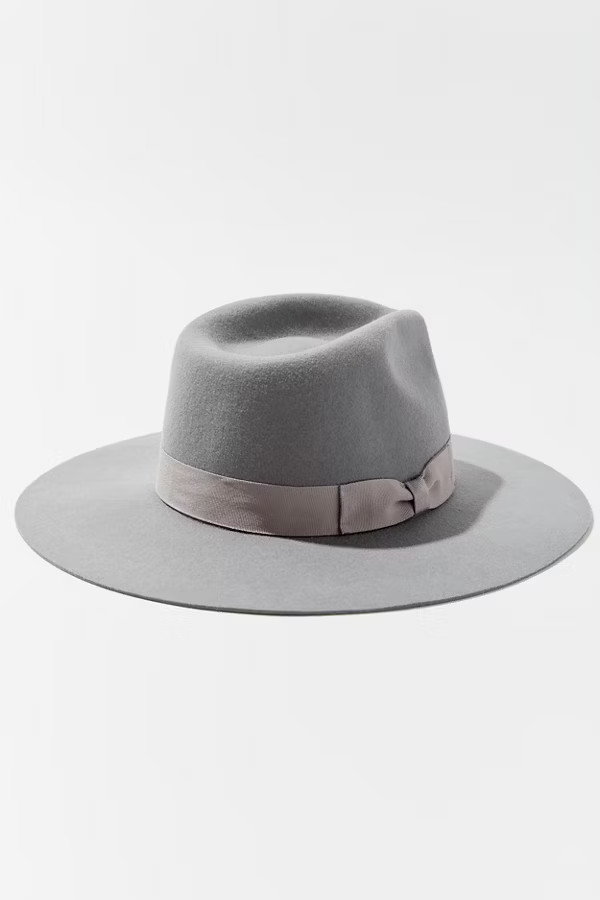 UO Flat Brim Felt Fedora Hat | Urban Outfitters (US and RoW)