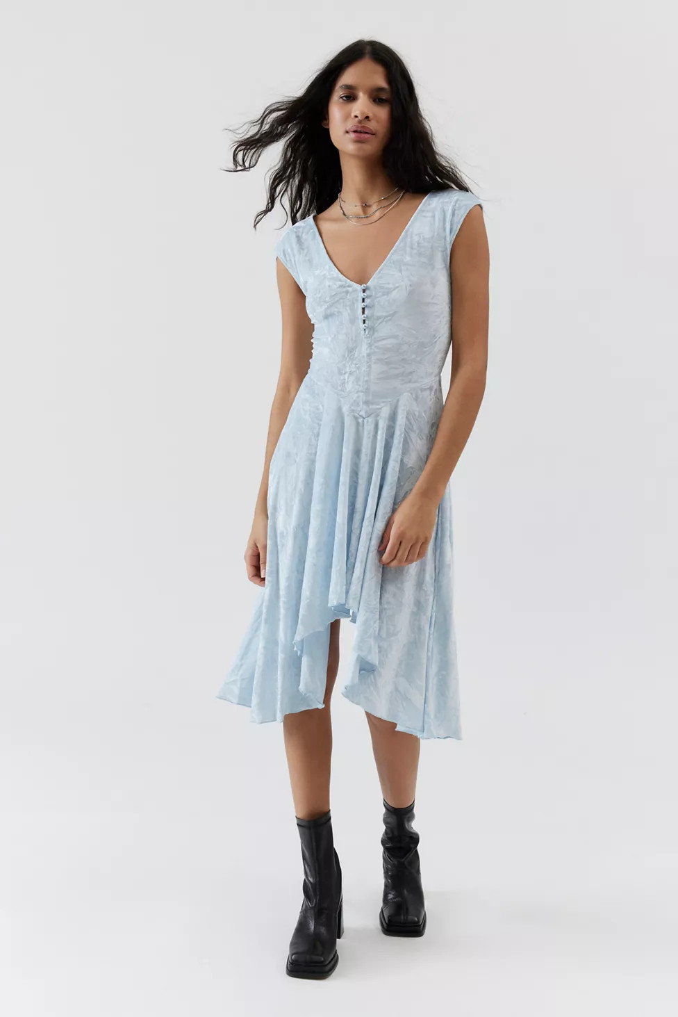 UO Corina Velvet Short Sleeve Mini Dress | Urban Outfitters (US and RoW)