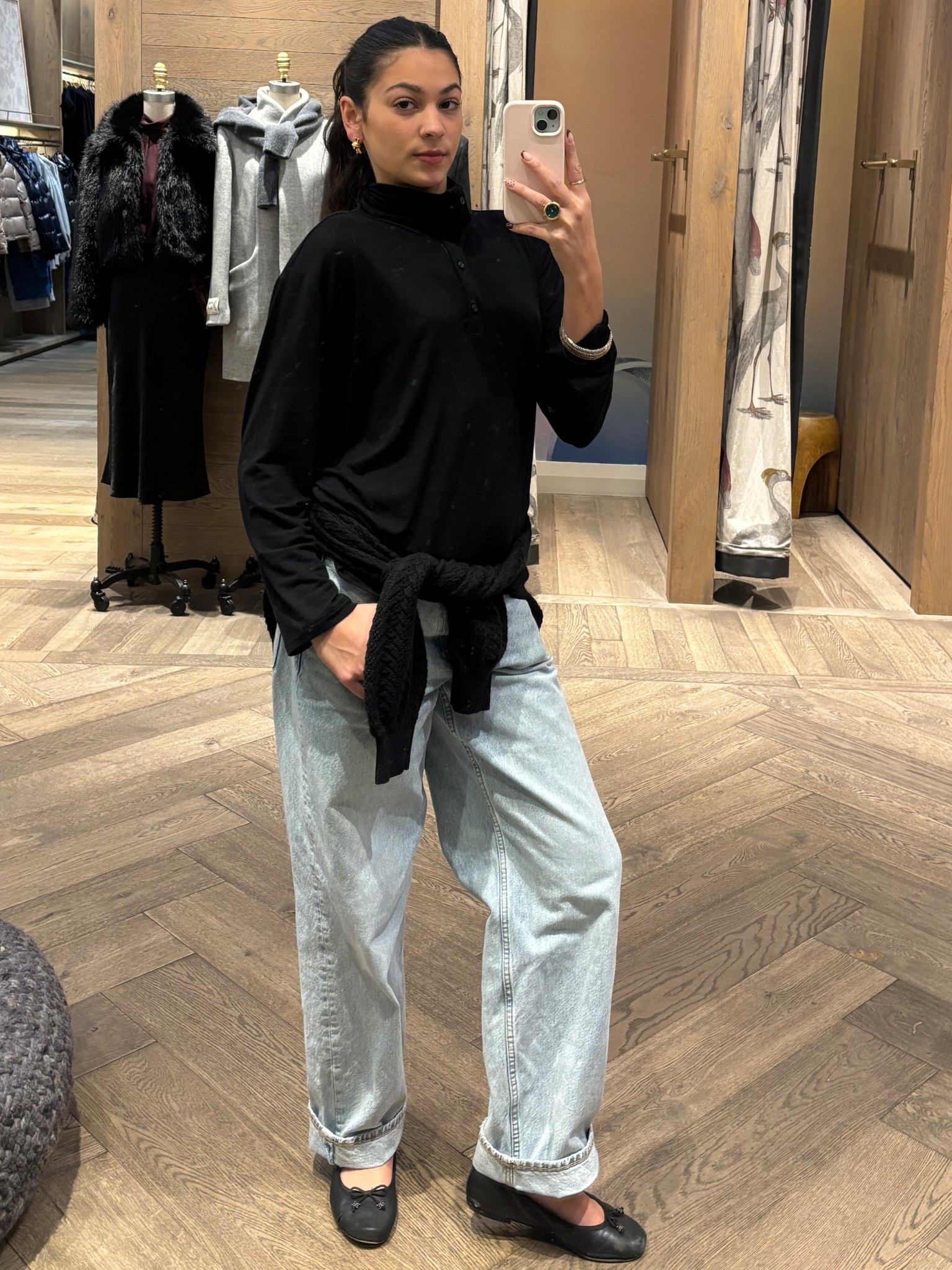 Outfit of the day at Aritzia! 🤍 baggy denim and ballet flats 🙌🏼

#LTKootd #LTKgrwm #LTKStyleTip