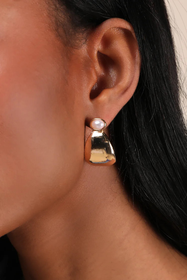 Jamine Gold Pearl Chunky Hoops | Lulus