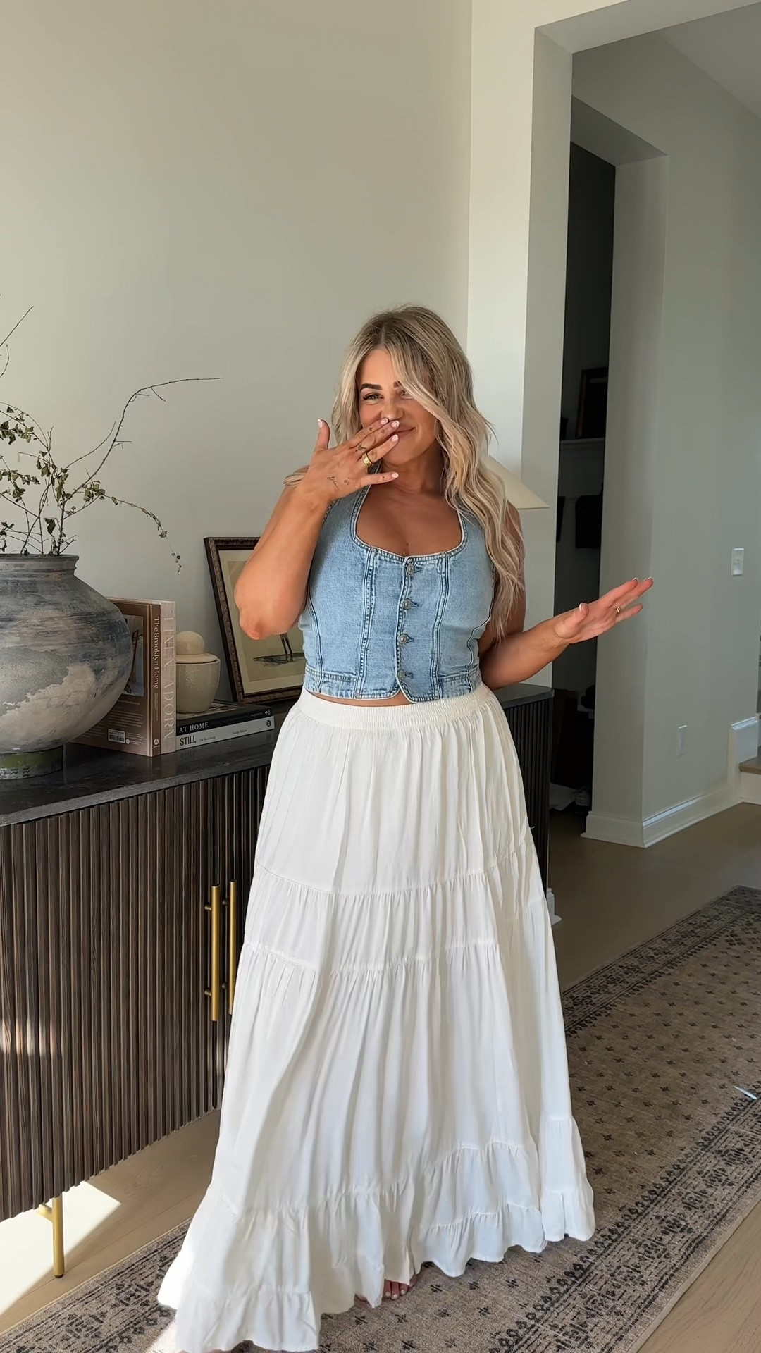 AE + Aerie haul! 🤍 

PJS // size large 
Black tube top // medium 
Denim vest // Medium 
White Skirt// large 
Cargo pants // large 
Linen matching top // medium (runs big) 
Big 
Jeans // 12 regular (I need curve love)