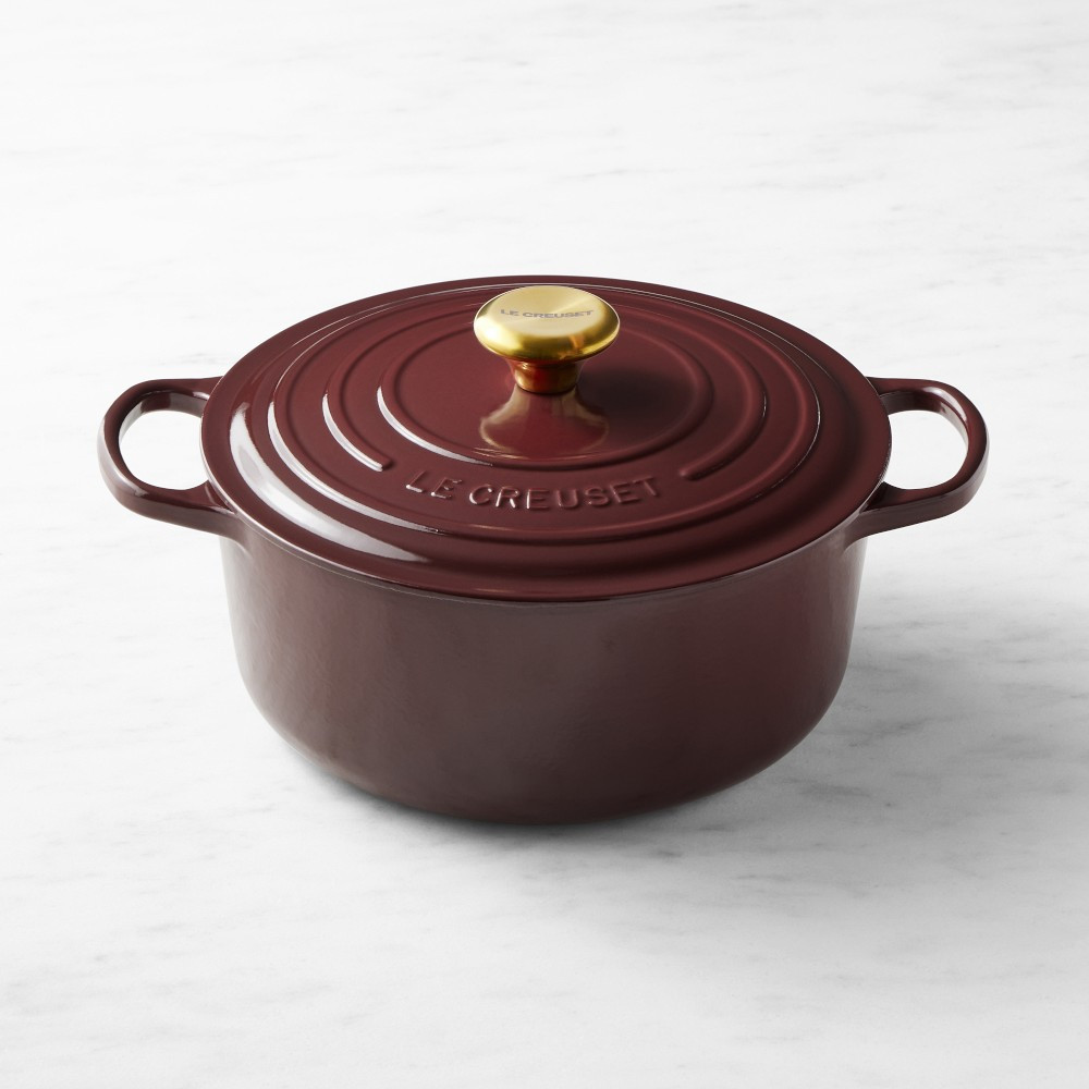 Le Creuset Signature Enameled Cast Iron Round Dutch Oven | Williams-Sonoma