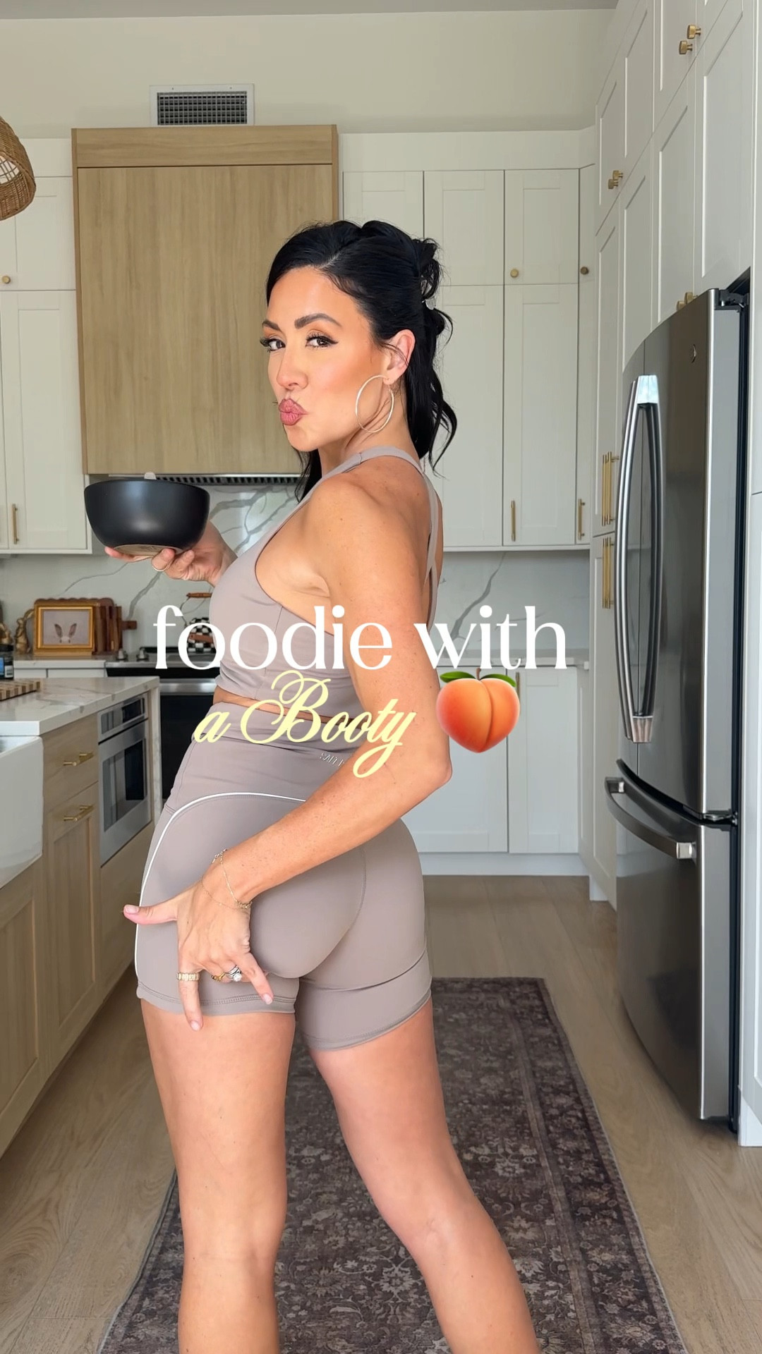 FOODIE WITH A BOOTY 🍑, savory edition! Sharing my latest recipe & ingredients I used here! 

PROTEIN PACKED SAVORY DISH 🥩

INGREDIENTS:

1lb. Ground beef or turkey 
Noodles of choice 
Low-Fat cottage cheese 
Veggie of choice (I chose zucchini)
Pasta sauce of choice
Parsley flakes or shredded low-fat cheese 

DIRECTIONS:

1. Sauté your meat and let it simmer
2. Cook noodles as directed, set aside 
3. While meat is cooking, mix in a blender or processor .5 container of cottage cheese, .5 jar of pasta sauce, & your veggie of choice. Blend. 
4. Pour in your noodles & blended sauce over meat and stir. Simmer until desired temperature
5. Top with parsley flakes or cheese 
6. EAT!!!!


#LTKfitnessgoals #LTKfoodie #LTKActive