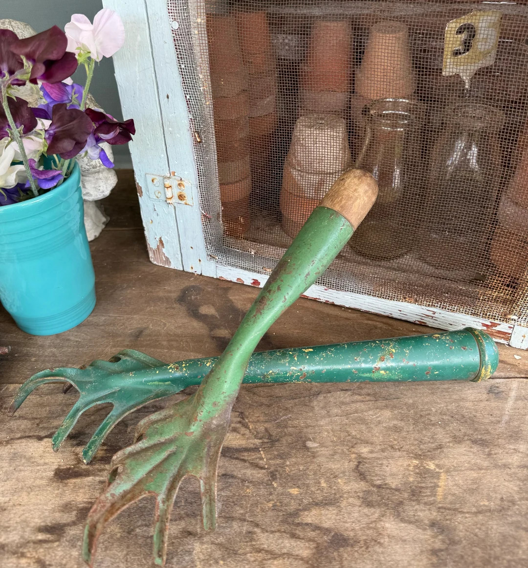 2 Vintage Gardening Tools / Worn Green Paint W/ Rust / 2 Garden Claws , One Ex Long/ Vintage Gard... | Etsy (US)