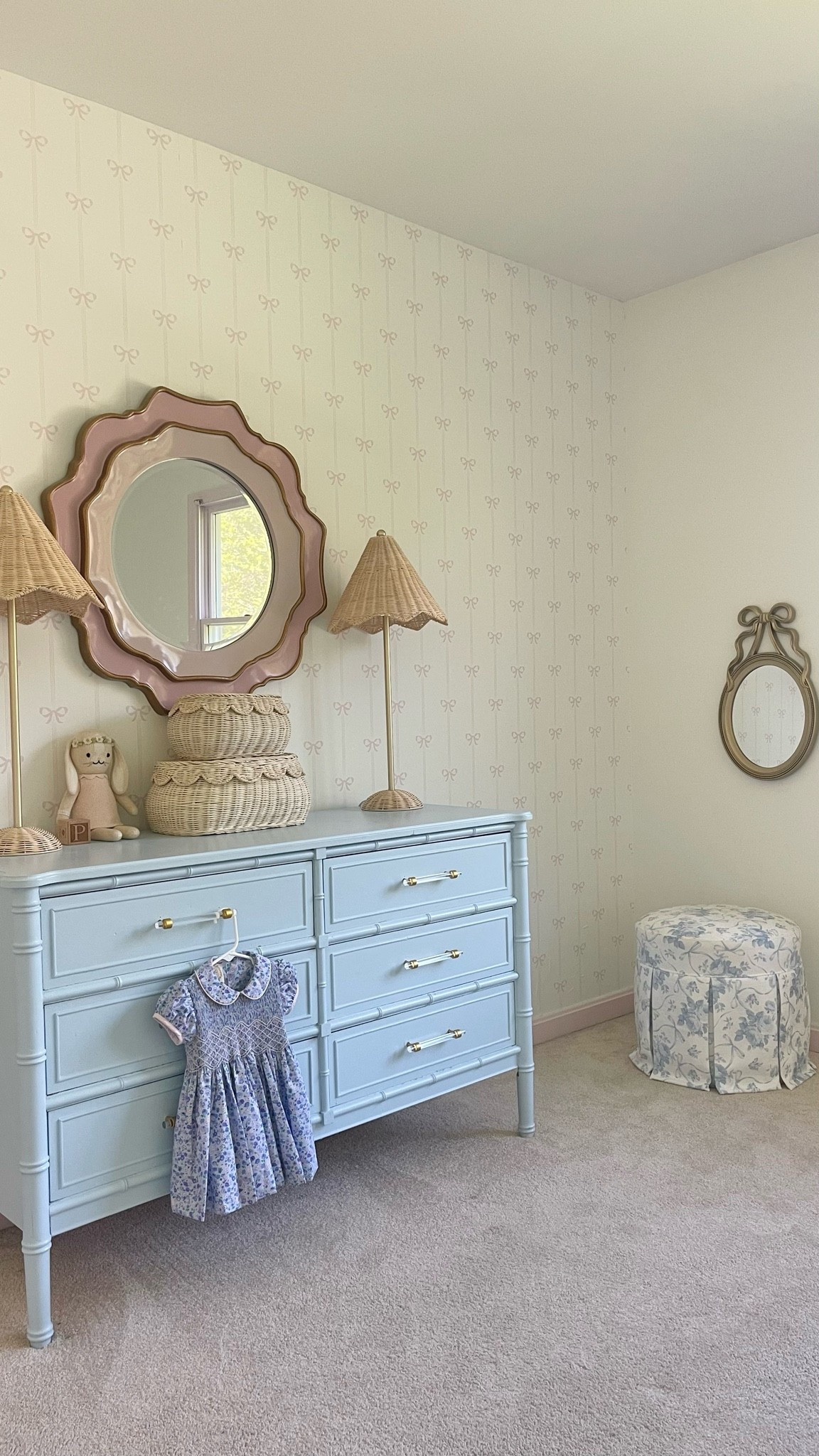 Rattan scalloped lamp set only $109 for the pair!! 

Girl room, bedroom, lamp, scalloped lamp, rattan lamp, homegoods