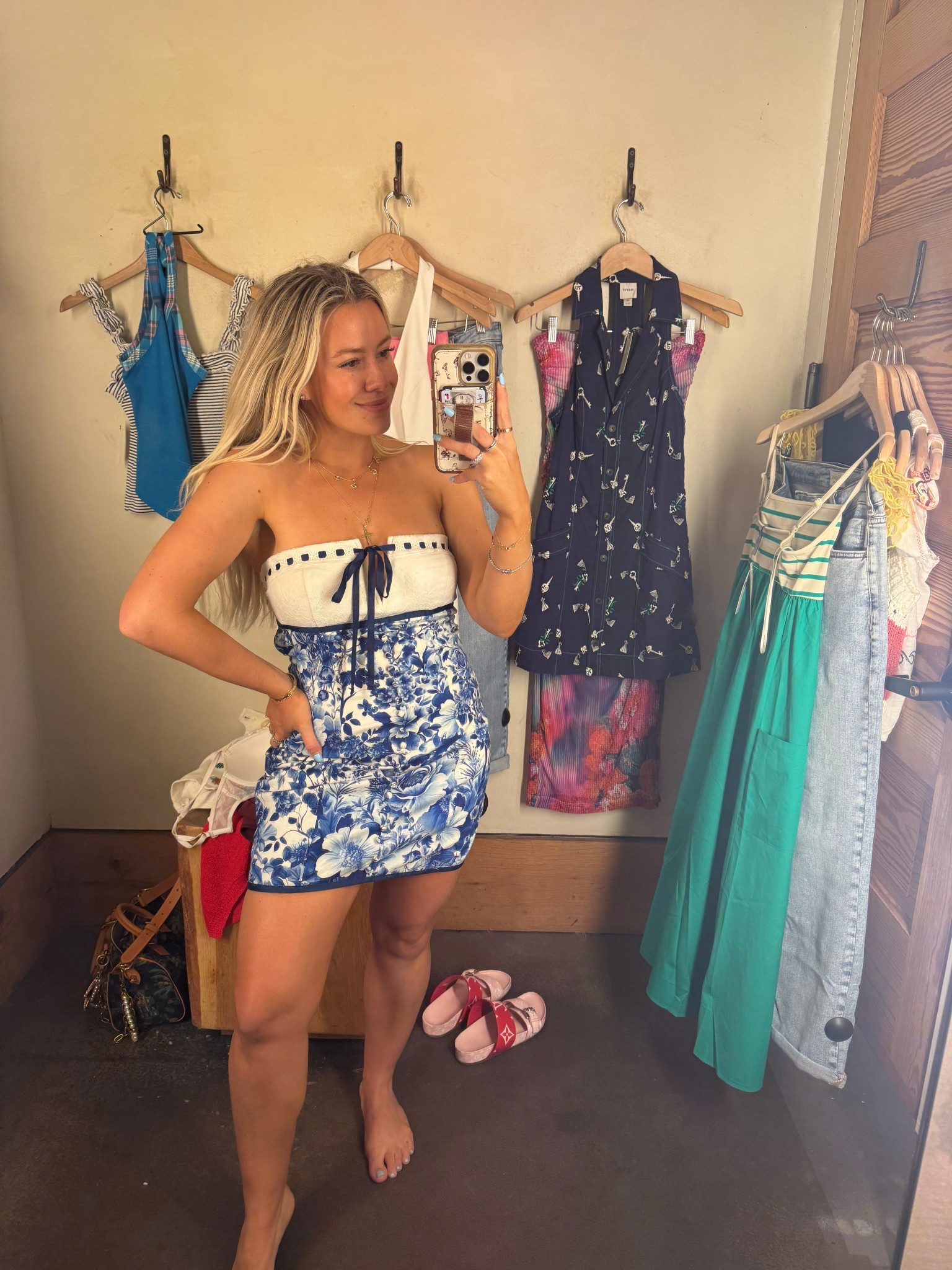 ALI20 for 20% Off $100+ Reg Price Apparel, Accessories, Shoes, Beauty & Home

#LTKTravel #LTKSeasonal #LTKStyleTip