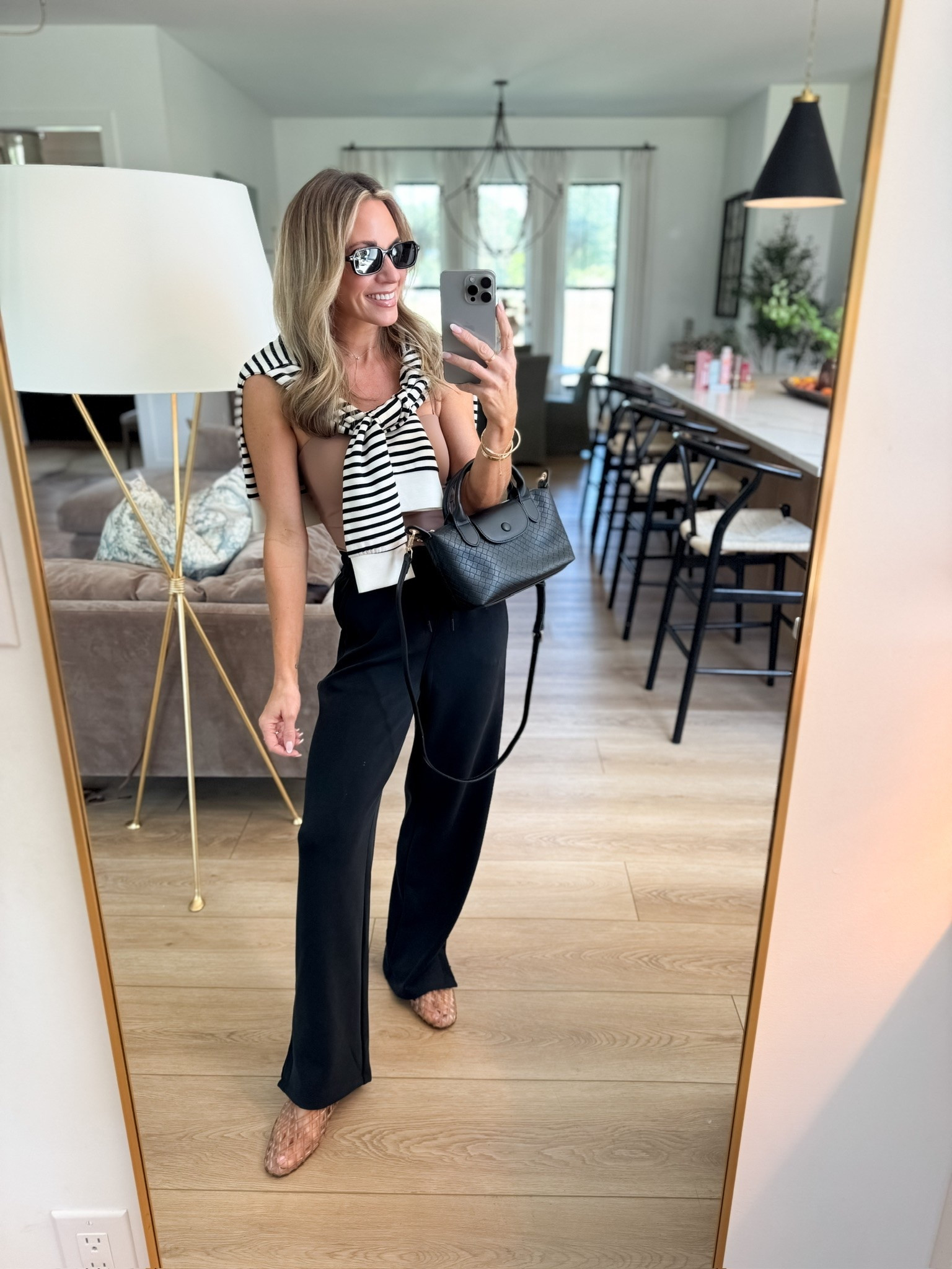 I will be living in this outfit all season! Love that you can style these pants so many different ways! 👏

#LTKootd #LTKmomlife #LTKSeasonal