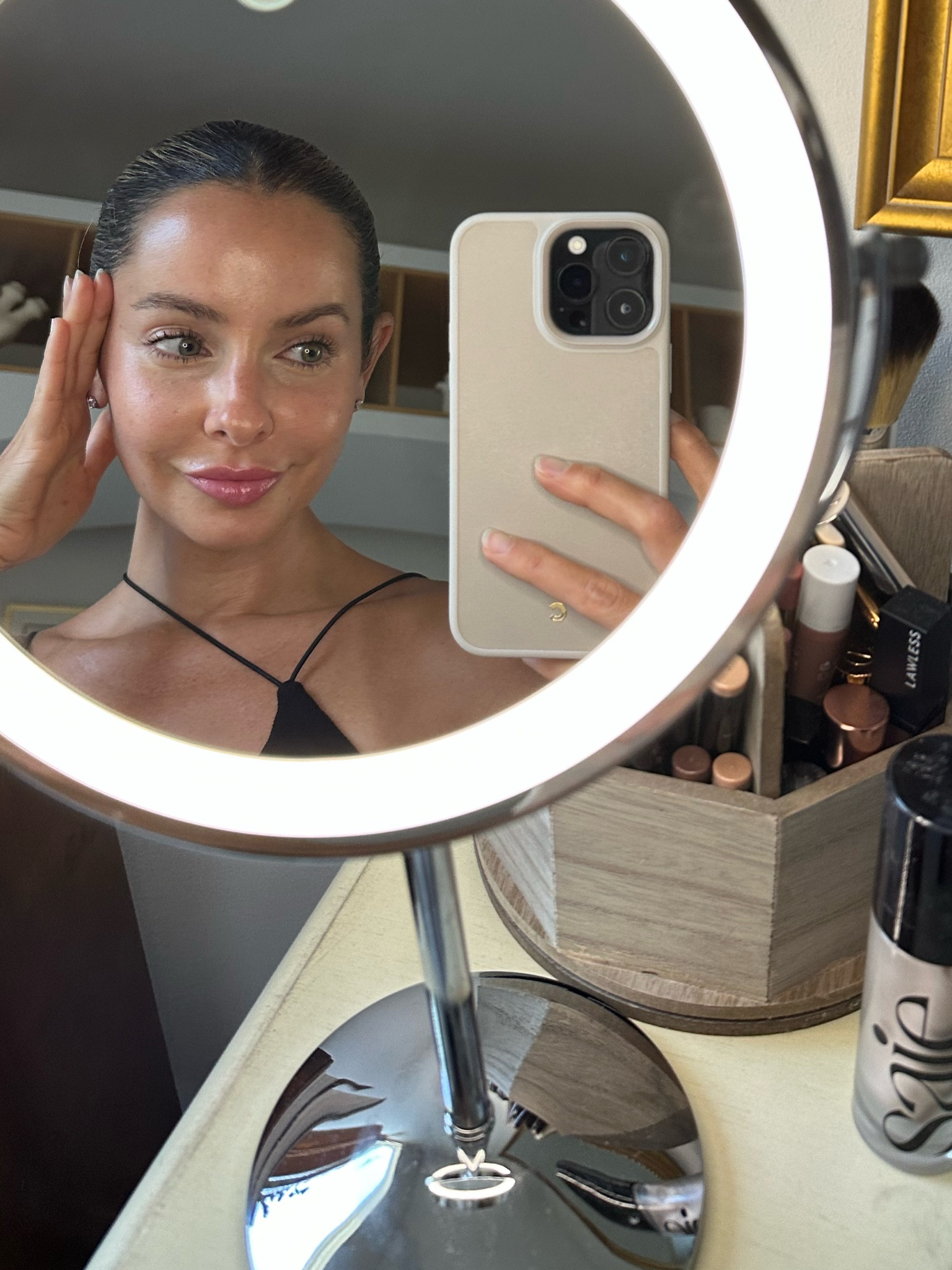 Summer skin featuring the #1 product you need for a natural glow ✨

#LTKFind #LTKunder50 #LTKbeauty