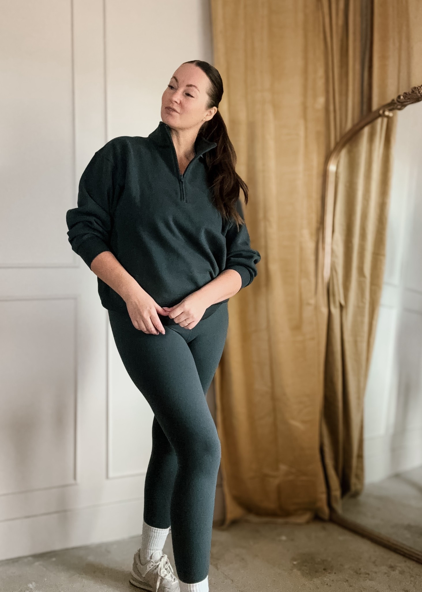 Proof that cozy can still look put-together 🤎
This fleece quarter zip + leggings combo has been my uniform for slow mornings, grocery runs, and pretending I’m about to go on a hot girl walk (even if I’m just making another coffee).

A Neutral toned colour, easy, and just the right amount of structured chill.

#LTKcanada #LTKmidsize #LTKfall