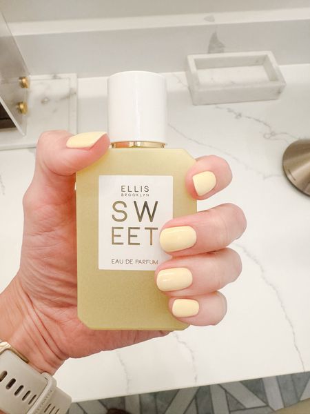 When your nails 💅 match your favorite new clean perfume 

Clean beauty / summer fragrance/ clean perfume / Ellis New York/ Sephora / vacation 

#LTKParties #LTKTravel #LTKBeauty