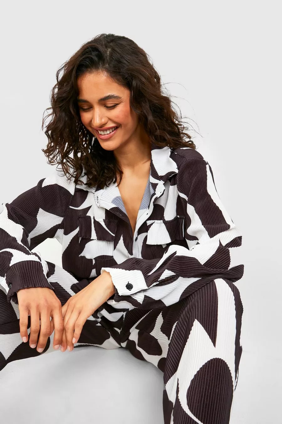 Abstract Plisse Oversized Shirt | Boohoo.com (US & CA)