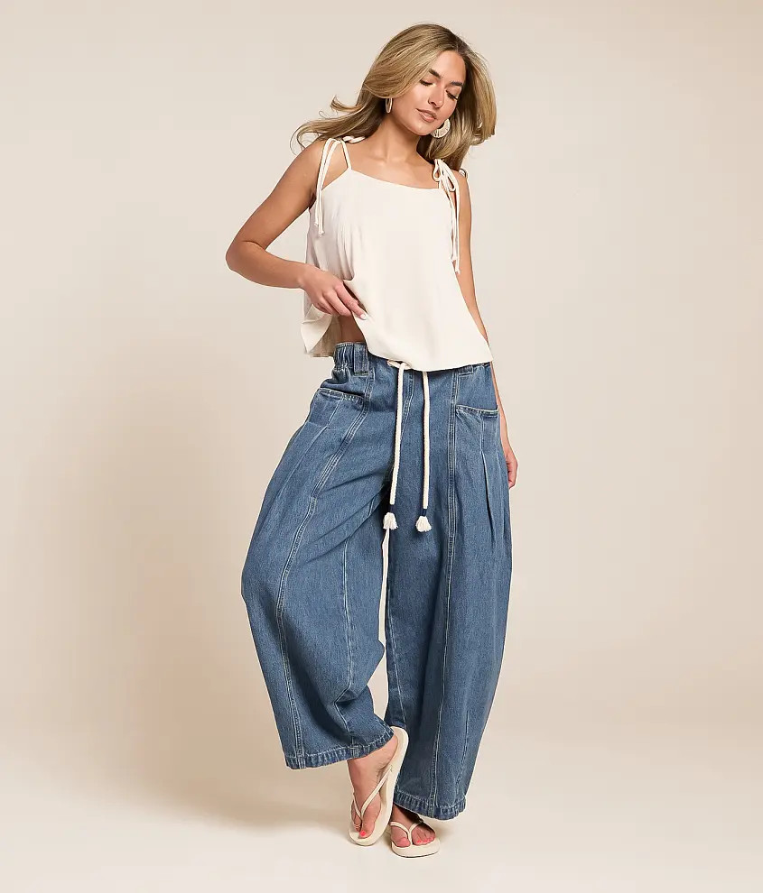 Wide Leg Barrel Pant | Buckle