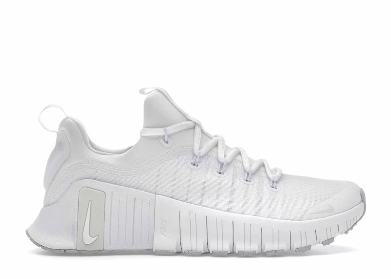Nike Free Metcon 6 (Women's) Sneakers in White/Platinum Tint | StockX