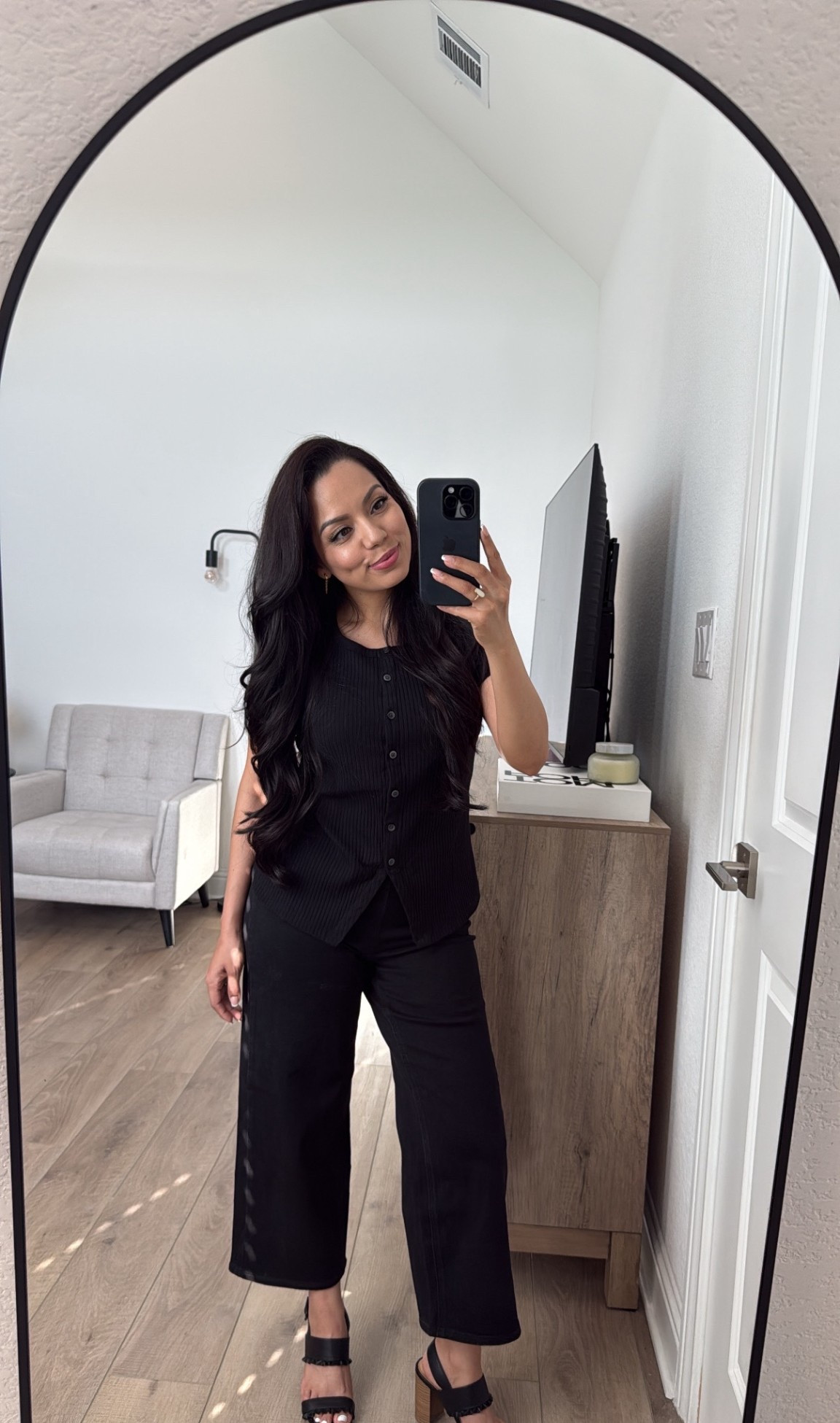 Outfit formula that never lets me down: all black 🖤
Top from old navy size down I grabbed a petite small but definitely could have gone down in size 
Bottom from Old Navy wearing petite 2 but could have sized up for extra comfy fit 
Shoes from kohls size 5 I love them!

#LTKootd