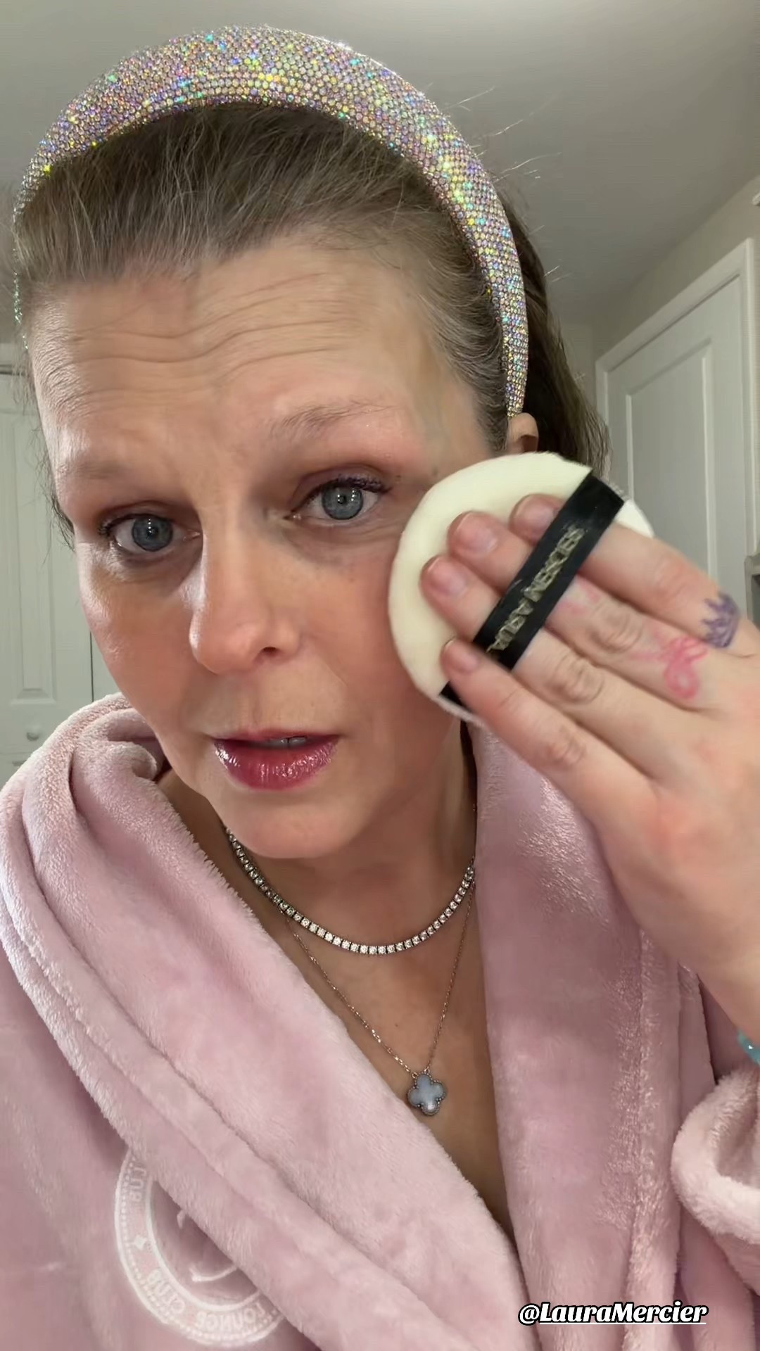 The most beautiful setting powder! 

#LTKBeauty #LTKgrwm #LTKCyberWeek