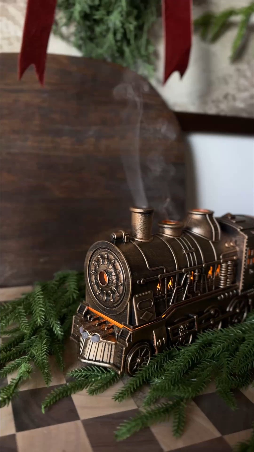 Cutest Christmas decoration, train diffuser on Amazon

#LTKHome #LTKHoliday