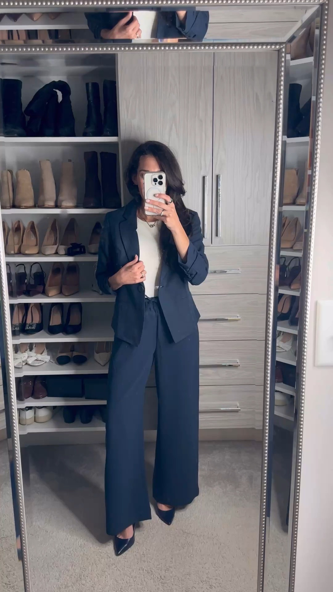 Business casual outfit for the office 

Blazer for work 
Amazon top with built in bra 
Aritzia viral pull on pants 

#LTKPetite #LTKWorkwear
