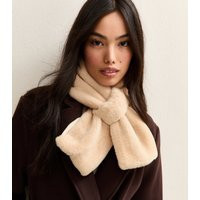 Cream Faux Fur Neck Scarf New Look | New Look (UK)