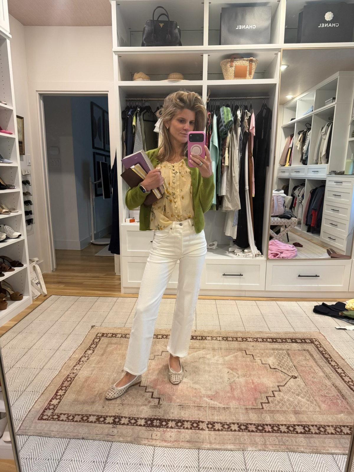 Reformation floral blouse (XS) Levi Jeans (TTS) Tuckernuck Cardi (XS) Margaux woven ballet flats (TTS) 

 