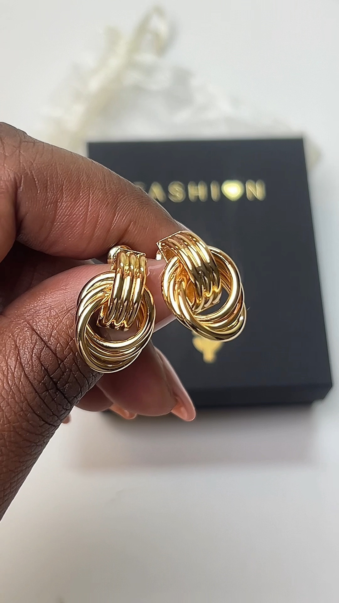 Vintage Inspired Gold Knot Stud Earrings 

#LTKGiftGuide #LTKBeauty #LTKFindsUnder50