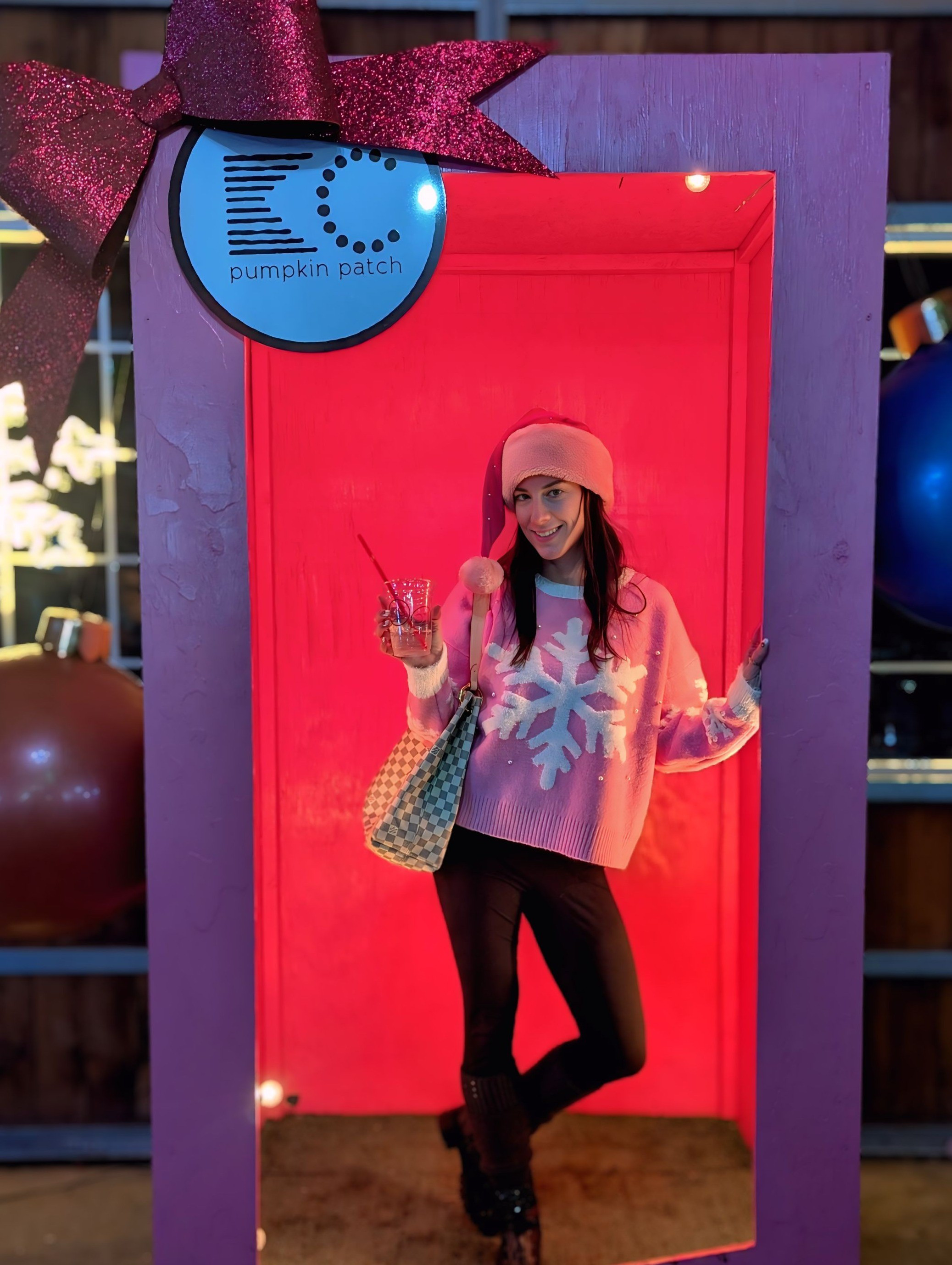 Pink snowflake sweater 🩷❄️

#LTKHoliday #LTKootd #LTKSaleAlert