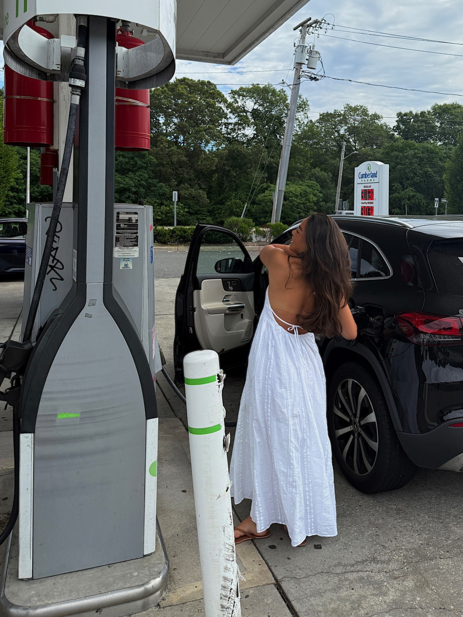 fridayyyy in montauk! wore this to drive out east + ship a bit before checking into the hotel 🤭 linking similar textures & styles as this one is almost sold out! 