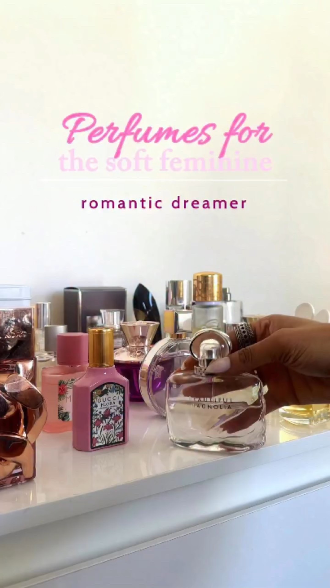 The perfect holiday gift is smelling good: 7 fragrances for the soft feminine archetype 

- @esteelauder beautiful magnolia
- @jomalonelondon orange blossom
- @marcjacobsfragrances daisy
- @guccibeauty flora gorgeous gardenia 
- @zara nude bouquet 
- @versace dylan turquoise
- @diorbeauty miss Dior blooming boutique 

#perfumes #perfumesmasculinos #perfumesfemininos #beautycontent #giftguide #giftsforher #softfeminine #perfumeforher #perfumecommunity #discoverunder10k #latinacontentcreator

#LTKGiftGuide #LTKBeauty