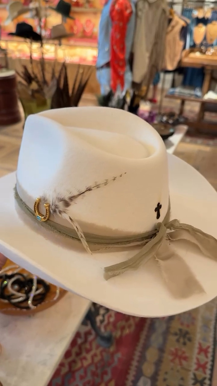 make my FIRST customized hat with me at yellow rose by kendra scott on south congress!! ☺️🛍️

yall this is my first cowgirl hat living in austin since june 2023!! next up i hate to admit it but i have yet to own some real boots 😫. this was such a fun process and everyone there was SO sweet i'm already excited to go back & make another 🤭. 

let me know if yall have made a customized hat before & if yall have any reccs for boots i should buy nexttt 💘.

#LTKSeasonal #LTKBeauty