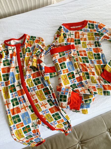 Present matching baby and toddler pajamas - sooooo soft

#LTKkids #LTKHoliday #LTKbaby