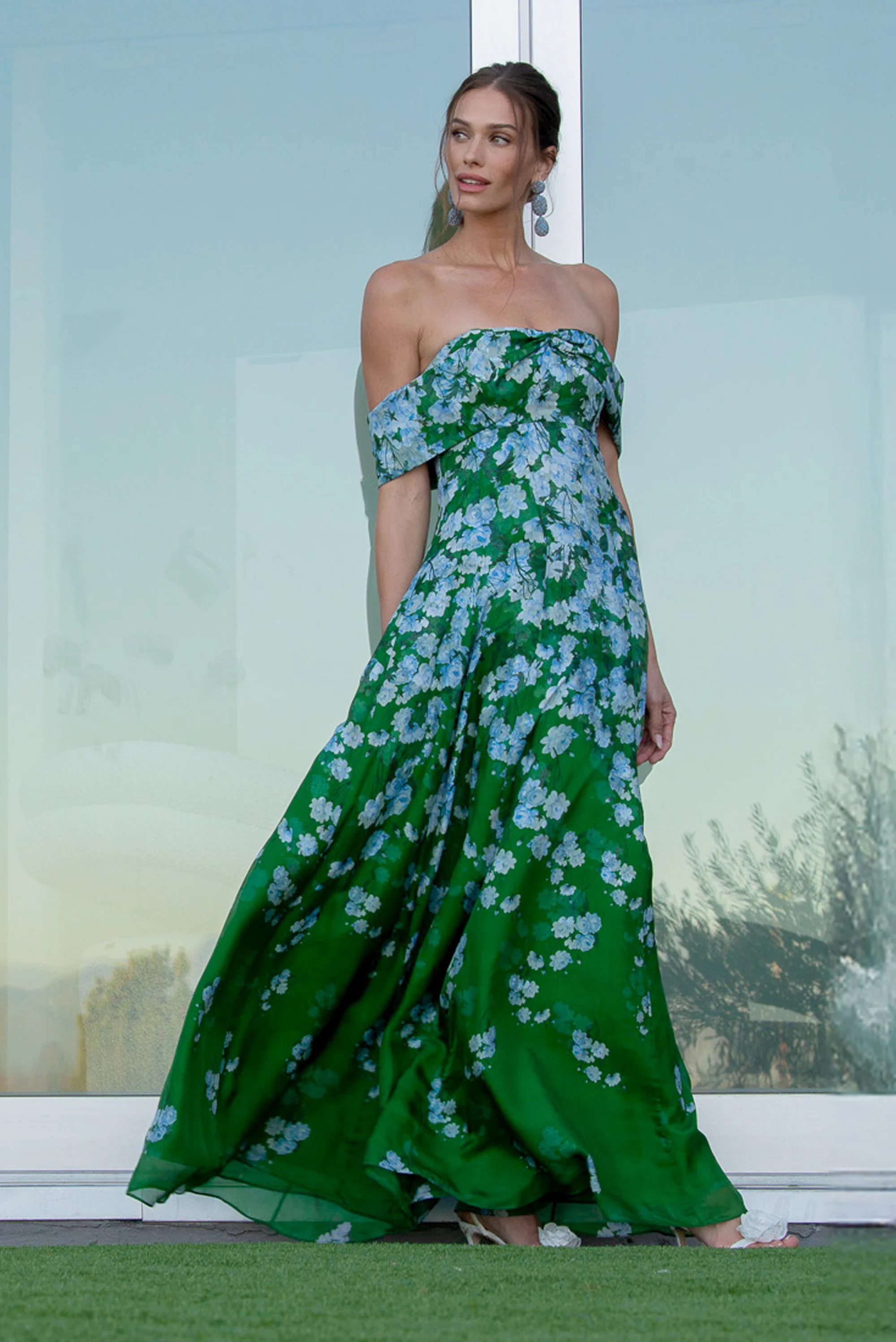 KENNEDY GOWN - KELLY GREEN DEGRADE FLORALS | Sachin and Babi