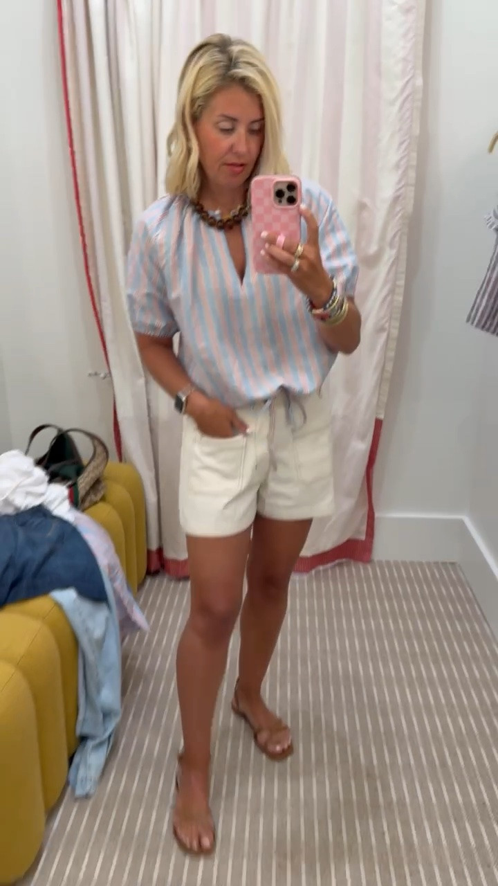This style of top is so cute with the drawstring at the waist and the shirts are perfection!!
Top - small
Shorts - xs (normally a small so size down if between)￼
Sandals- 8 tts

 *Use my code Catherine20 at A+B
 *Use code Mixandmatchmadness at Loopy

#LTKdayinmylife #LTKmomlife #LTKTravel
