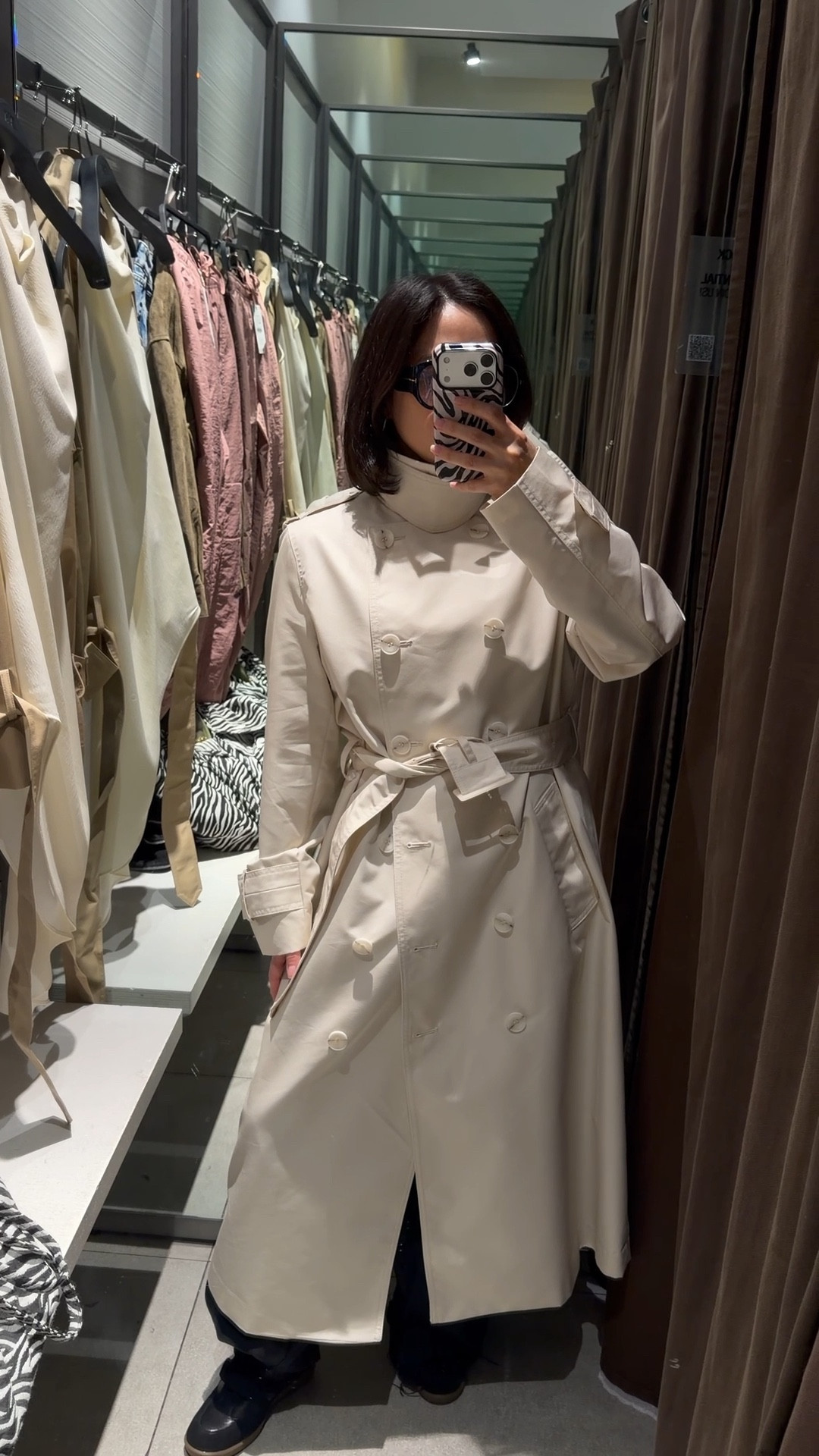 Such a chic trench! Wearing size m they didn’t have a small. 

#LTKootd #LTKPetite #LTKdayinmylife