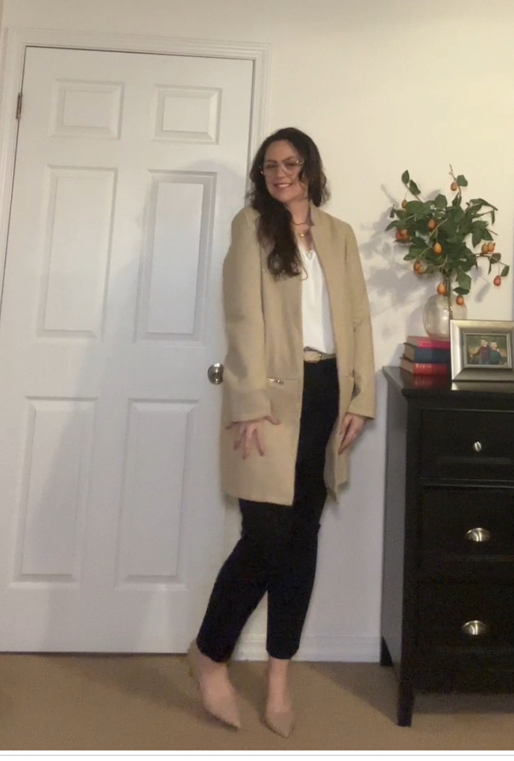 Blazer-L
Tank-L
Pants-L
Shoes-9.5

#LTKworkwear #LTKmidsize #LTKover40