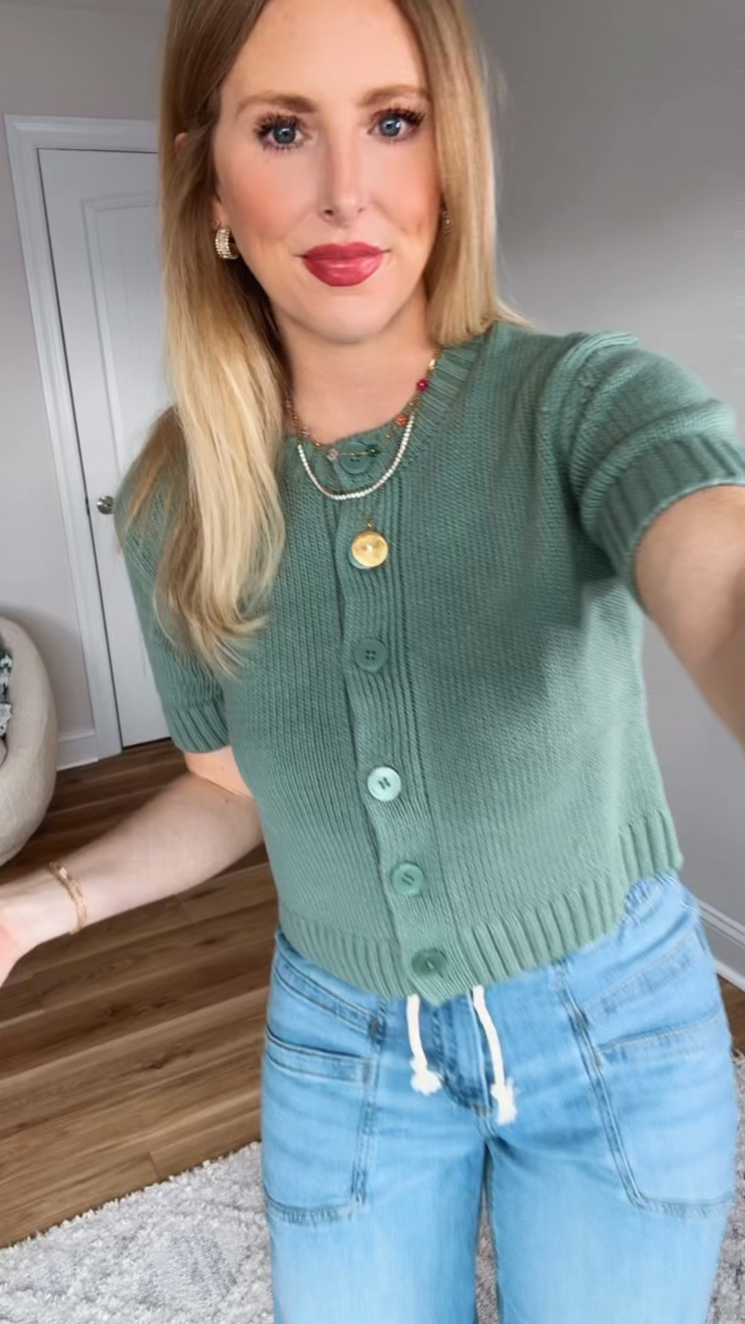 Kohls outfit! Short sleeve cardigan, wide leg jeans 

#LTKgrwm #LTKSaleAlert #LTKootd