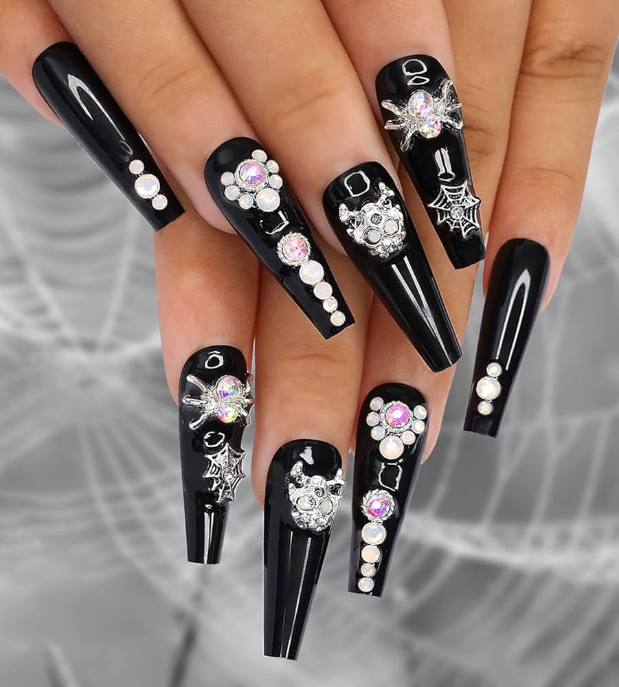 Artquee 24pcs Halloween Press on Nails Black Glossy Long Coffin Fake Nail Art Silver Skeleton Spi... | Amazon (US)
