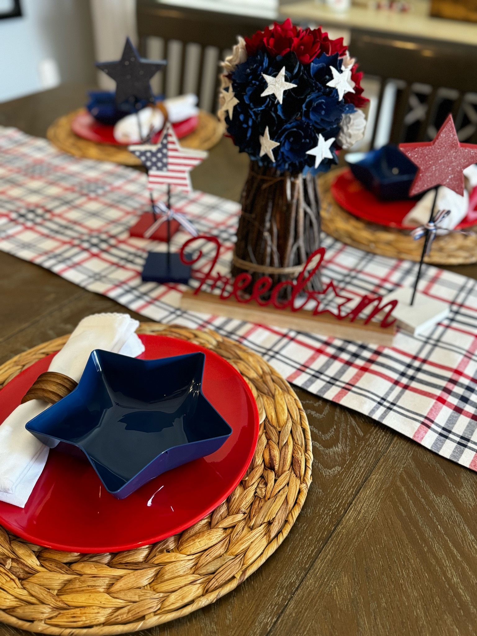 Patriotic tablescape 

#LTKSeasonal #LTKHome